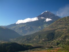 07-View of the active vulcano Tungurahua (5016 m)